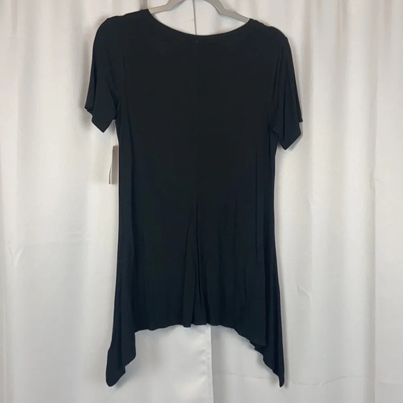 NWT LOGO By Lori Goldstein Black V-Neck Top - Picture 2 of 5